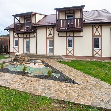 Котедж "Під Горбком" Korcsin Kültér fotó
